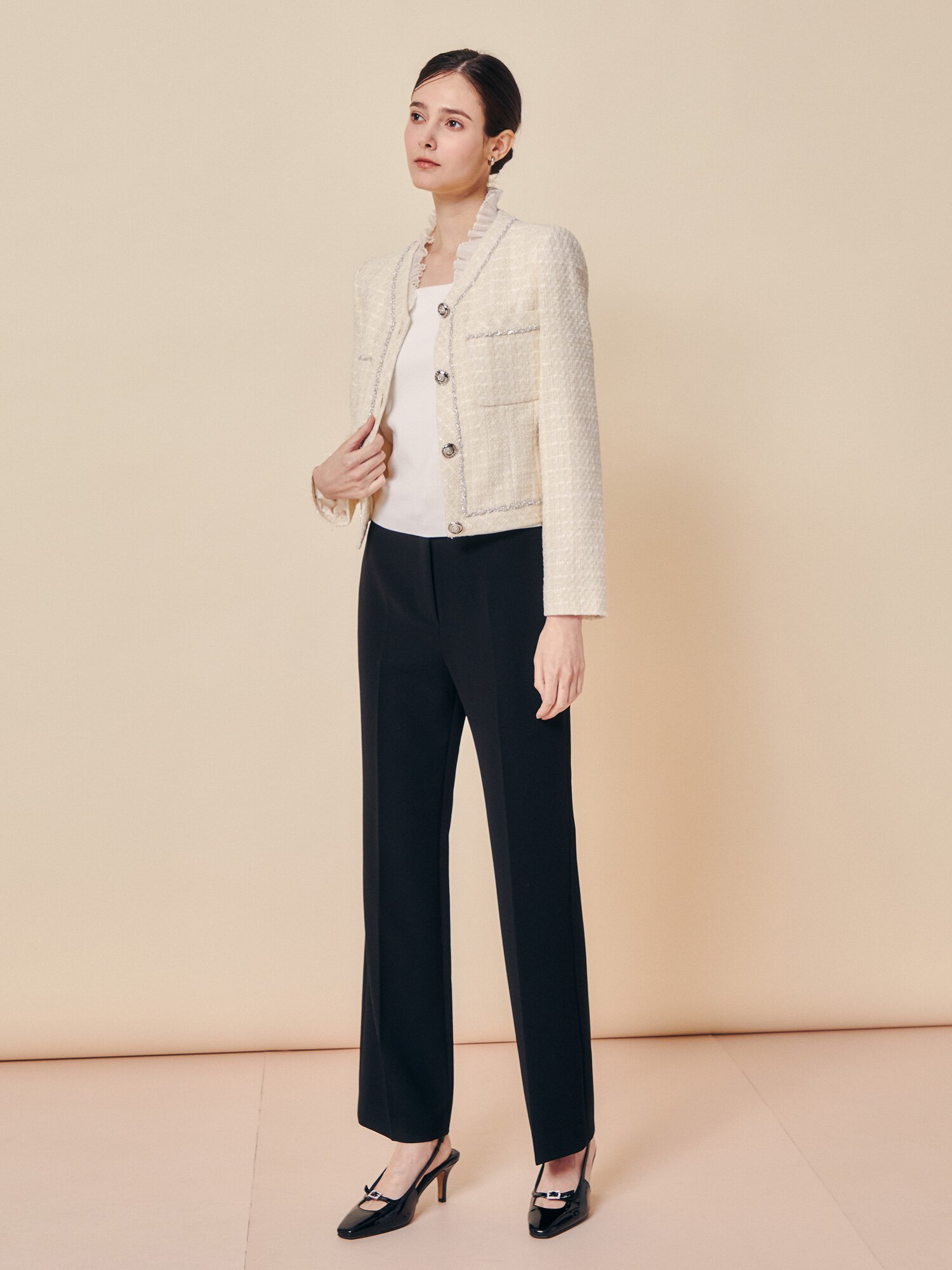 슬리브리스 스퀘어넥 풀오버 니트 (IVORY)