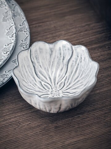 보르달로 핀헤이로 플로라 스몰 볼 공기