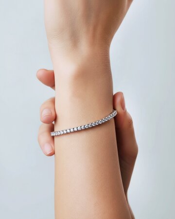 Lumière Tennis Bracelet
루미에르 테니스 브레이슬릿