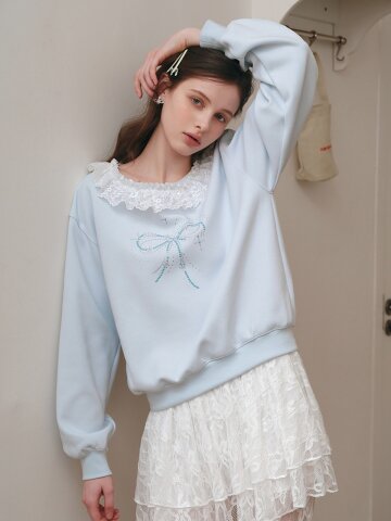 Cest_Sweet lace neck sweatshirt