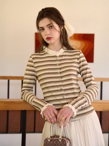 SR_Striped sleeved base blouse