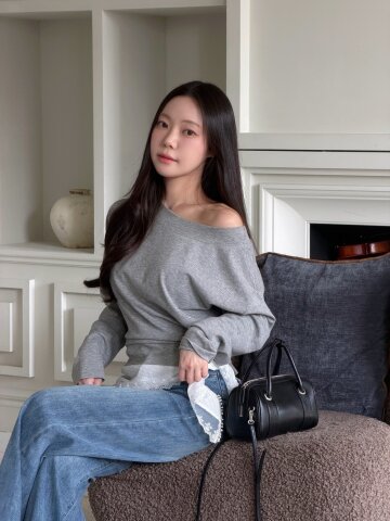 코튼 버튼 오프 숄더 티셔츠 