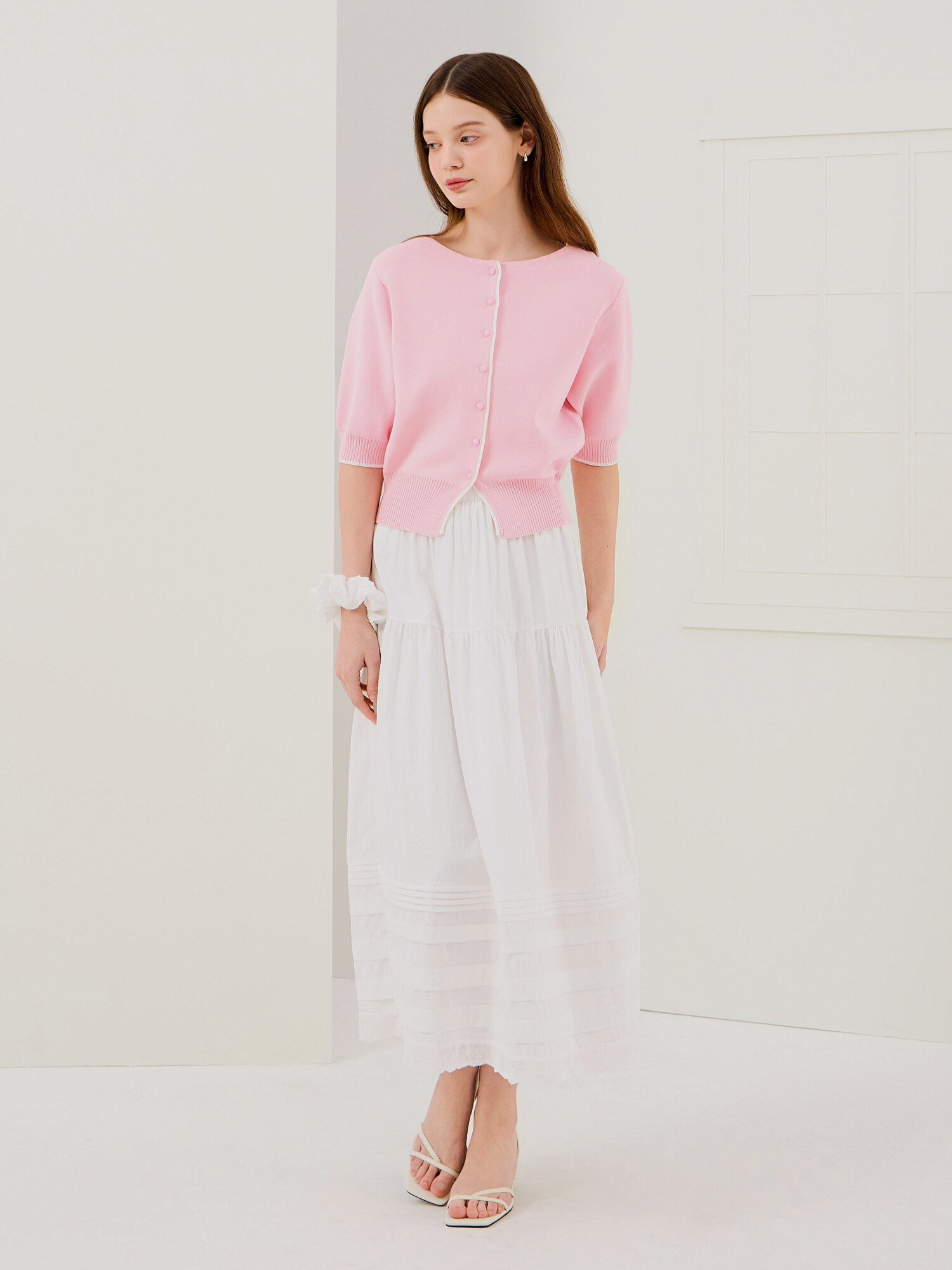 레이스 헴 티어드 밴딩 스커트 (WHITE)