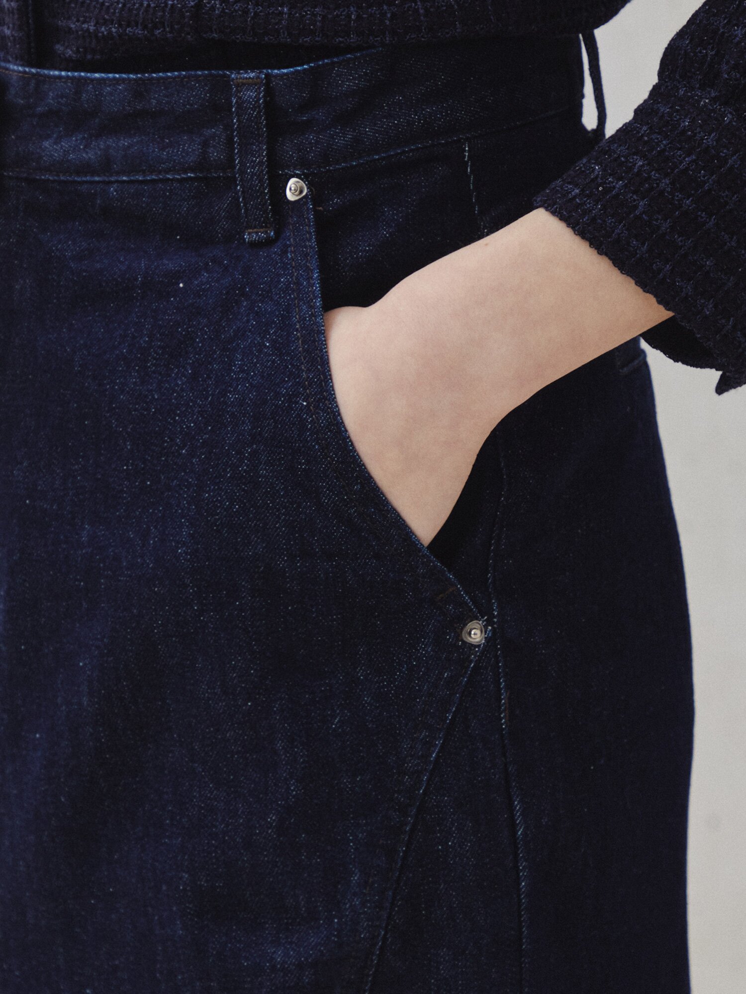 헤리티지 인디고 미디 스커트 (DARK BLUE)