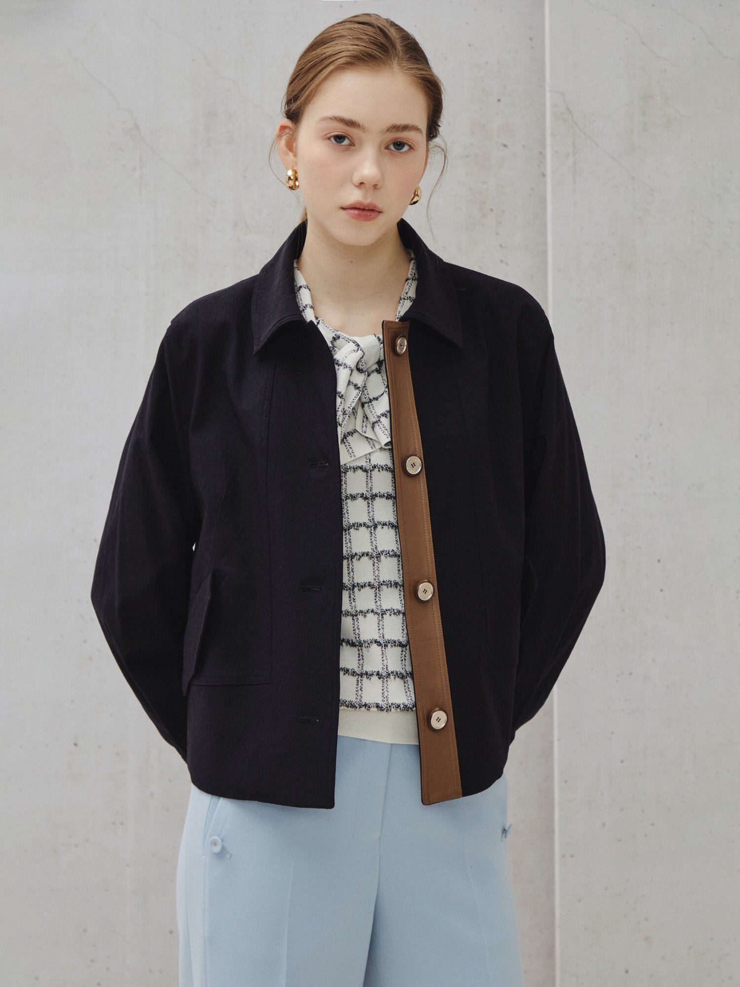 모던 레더 디테일 숏 재킷 (BLACK)