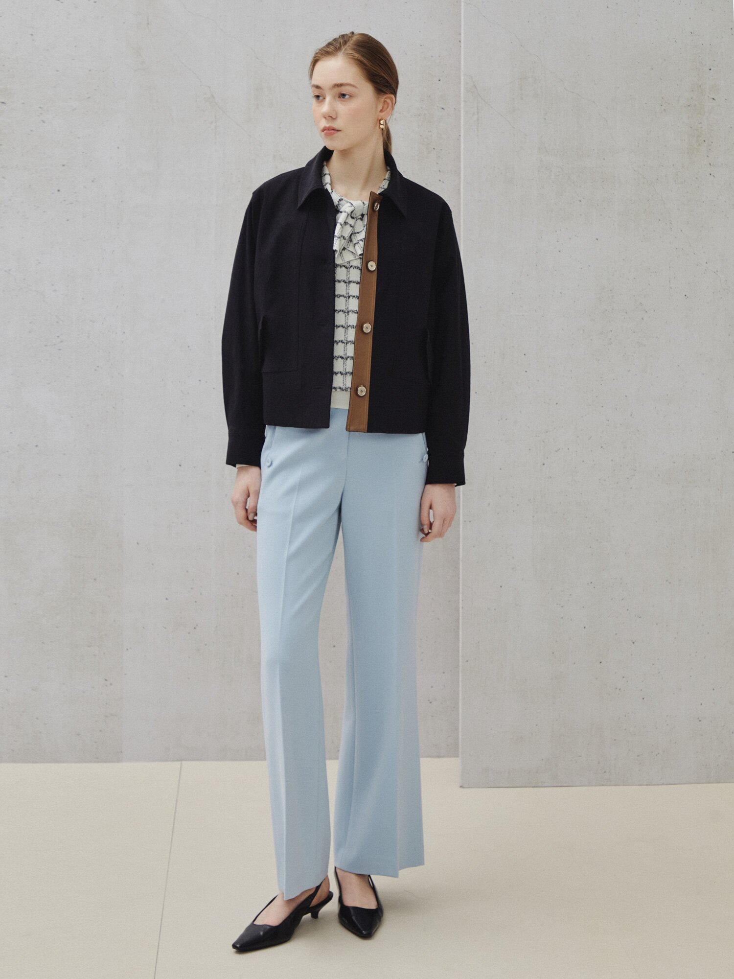 모던 레더 디테일 숏 재킷 (BLACK)