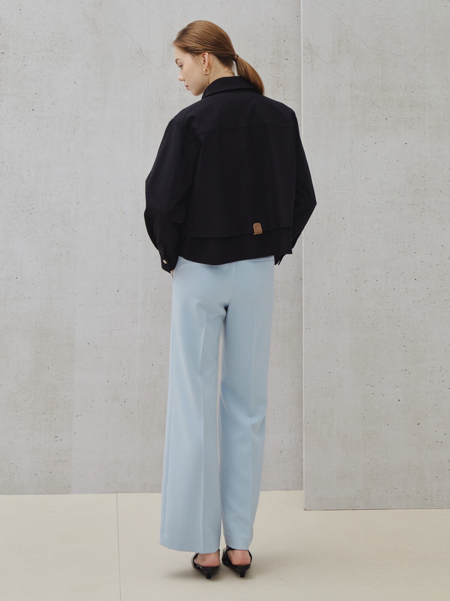 모던 레더 디테일 숏 재킷 (BLACK)