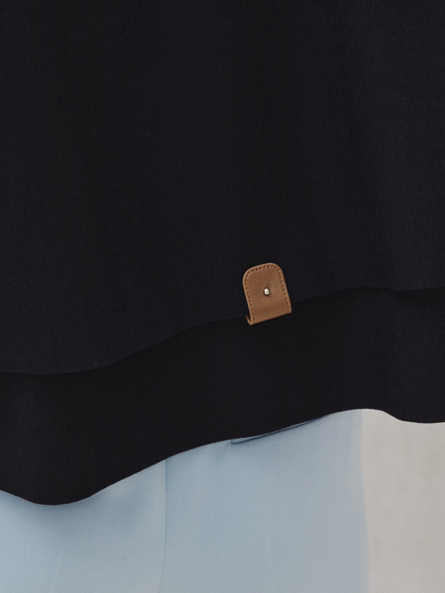 모던 레더 디테일 숏 재킷 (BLACK)