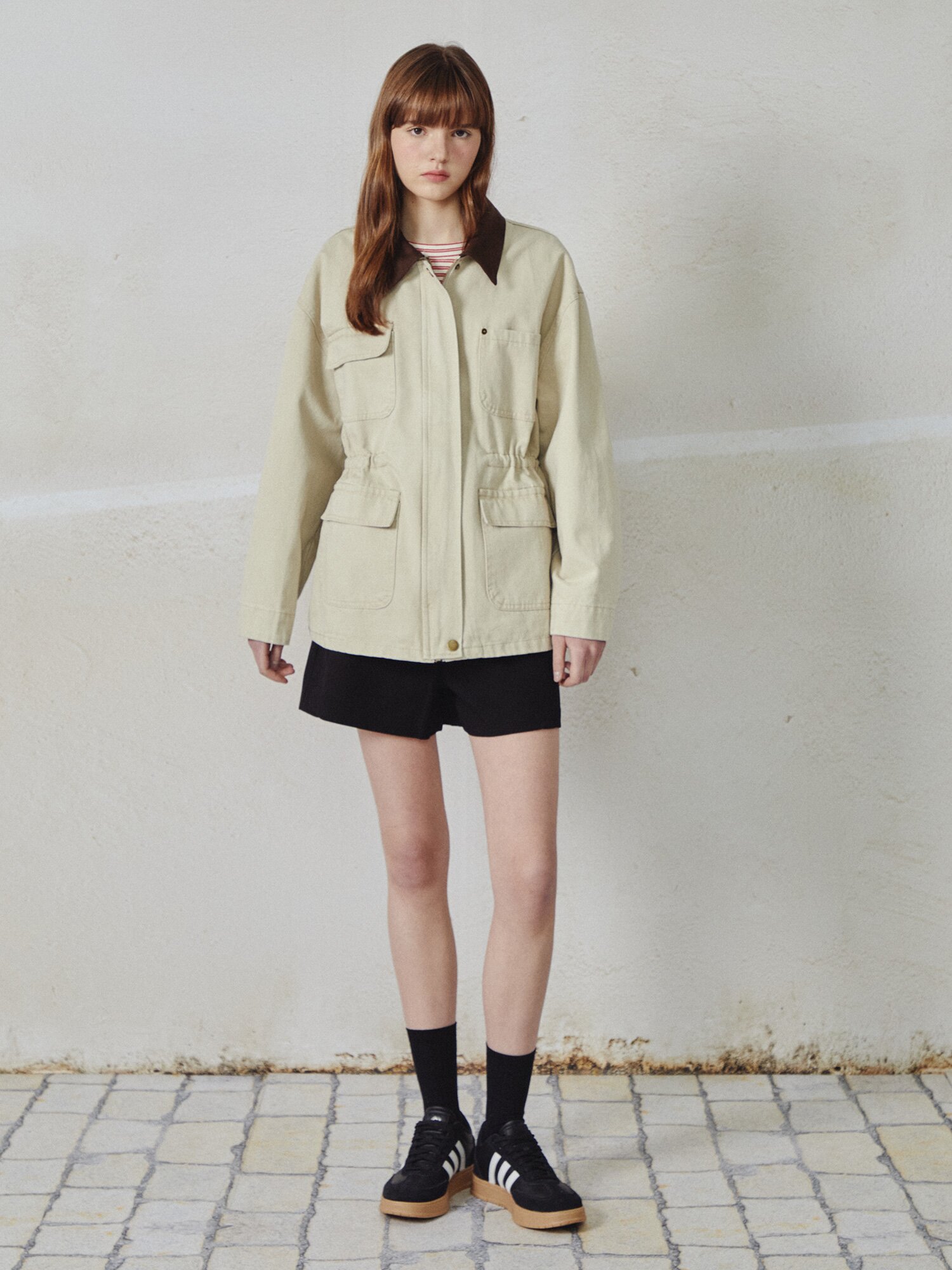 배색 칼라 스트링 데님 재킷 (BEIGE)