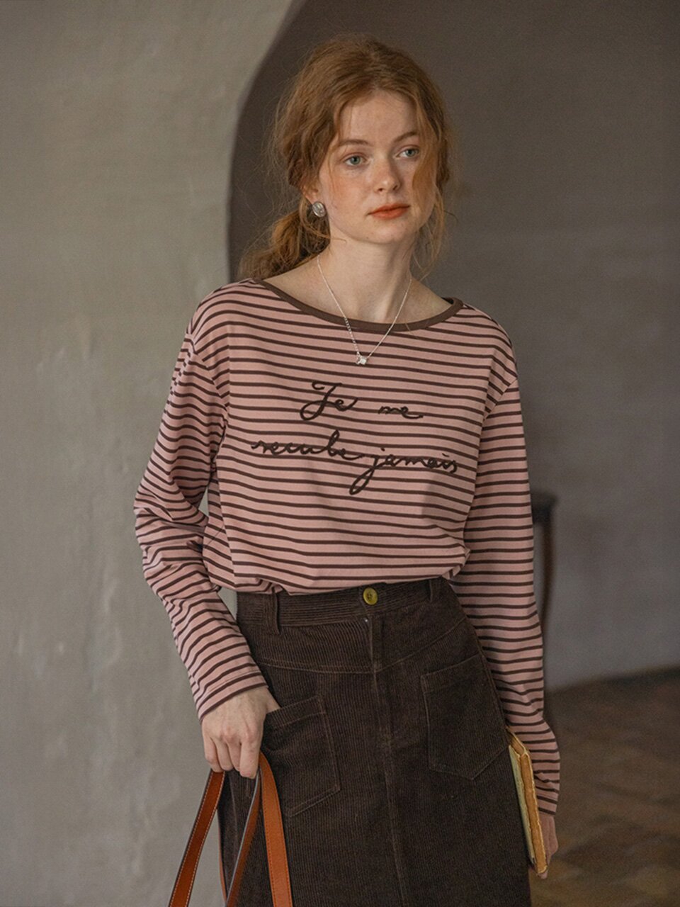 DA_One-line collar top_2color
