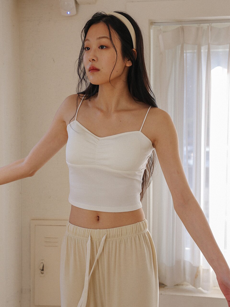 MJ_Elegant cropped sleeveless top_2color