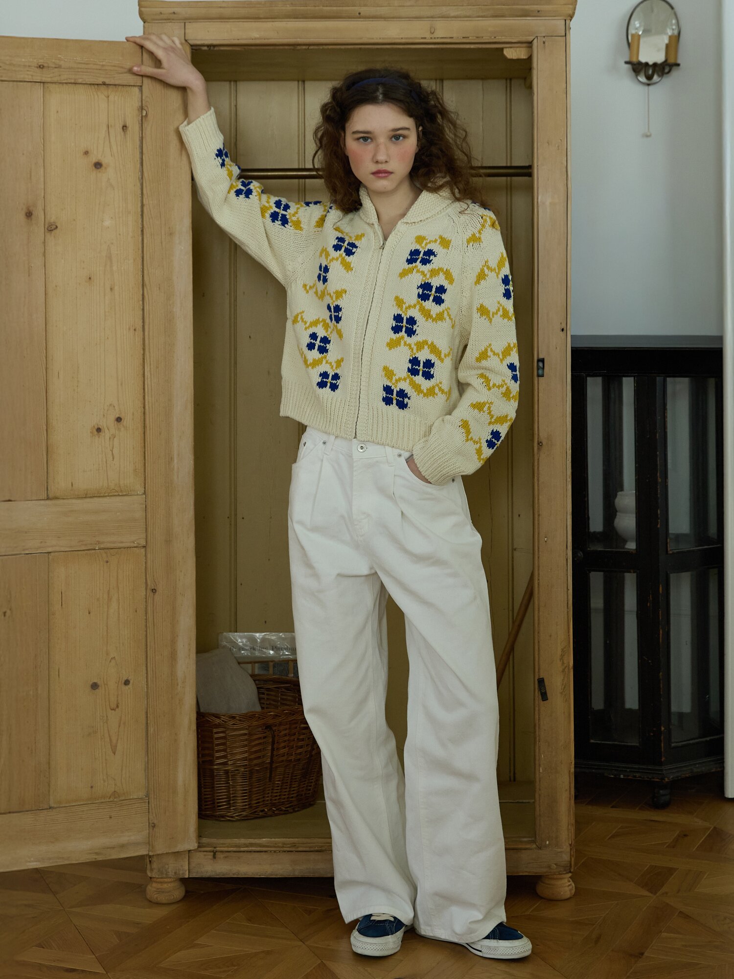 Two-tuck wide pants Ivory