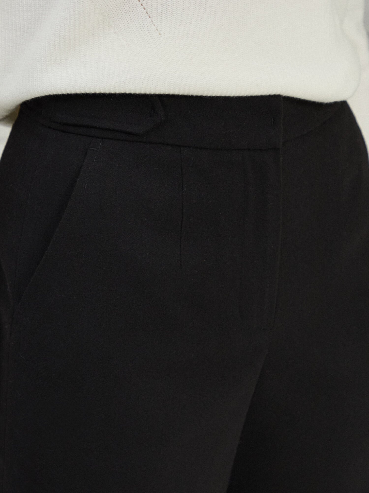 백 밴딩 와이드 일자핏 팬츠 (BLACK)