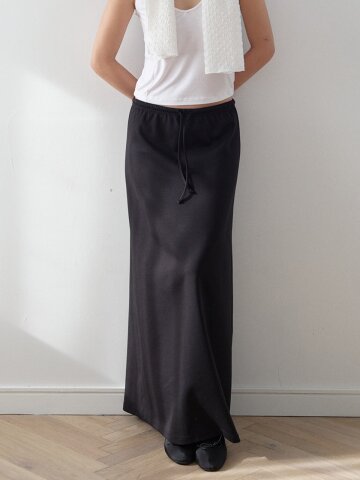 Soft Ease Skirt (Black)[Short / 6/8 예약배송]