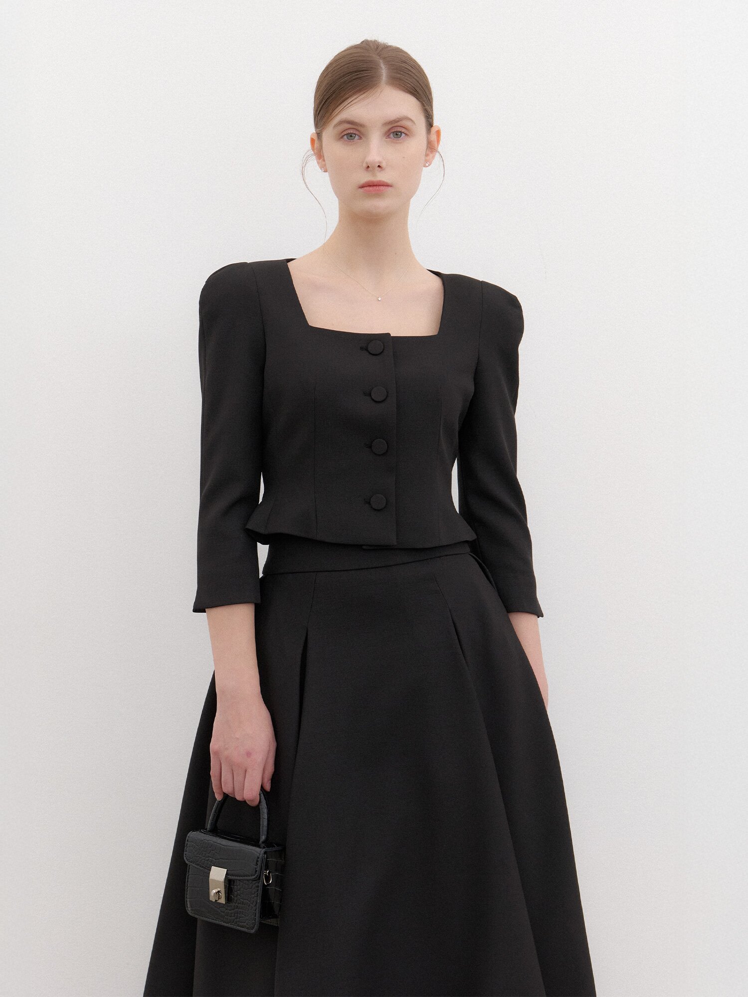 Square-neck Cropped Jacket / Black(2Color)