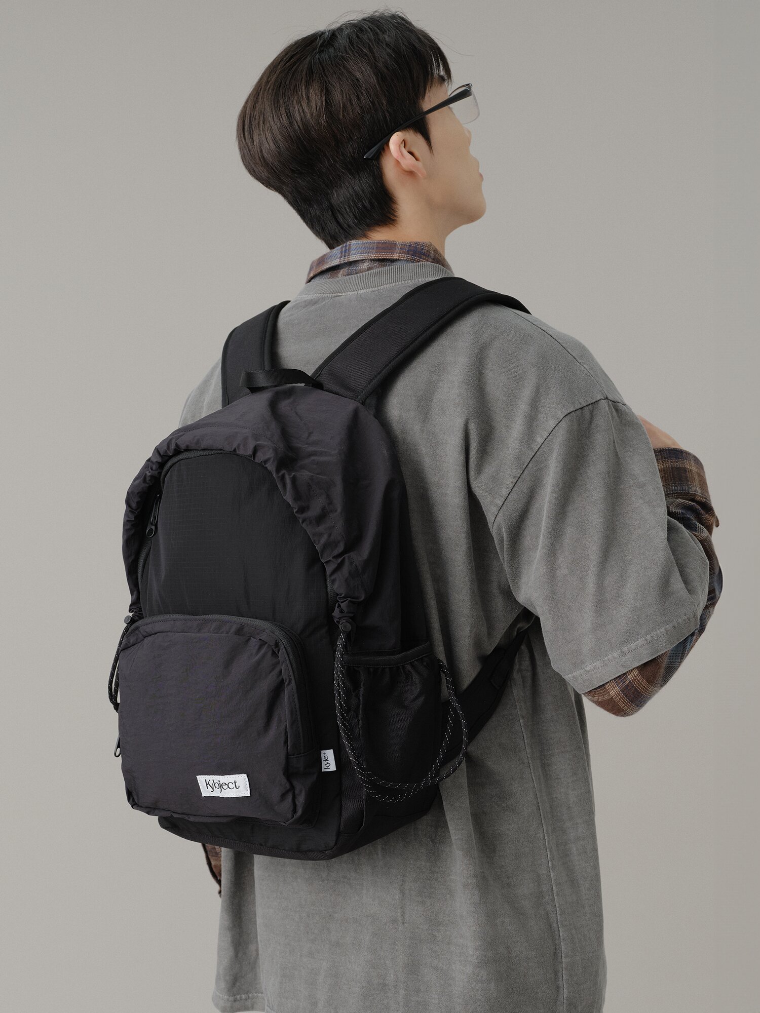 후디 백팩 블랙