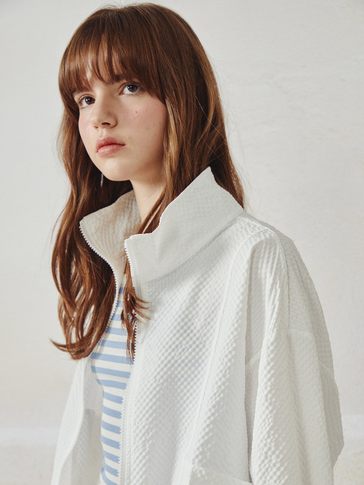 하이넥 크롭 집업 점퍼 (WHITE)