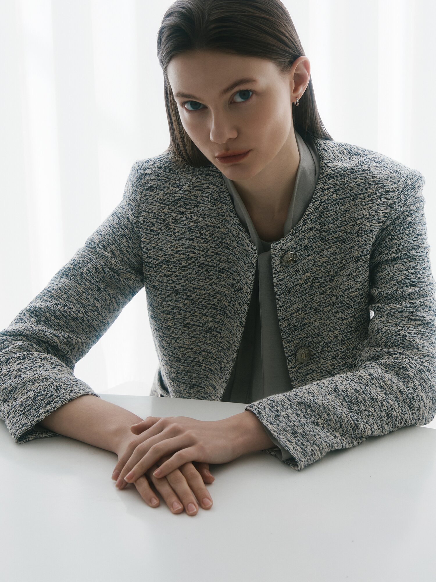 글리터 트위드 라운드넥 롱 재킷 (BLACK)