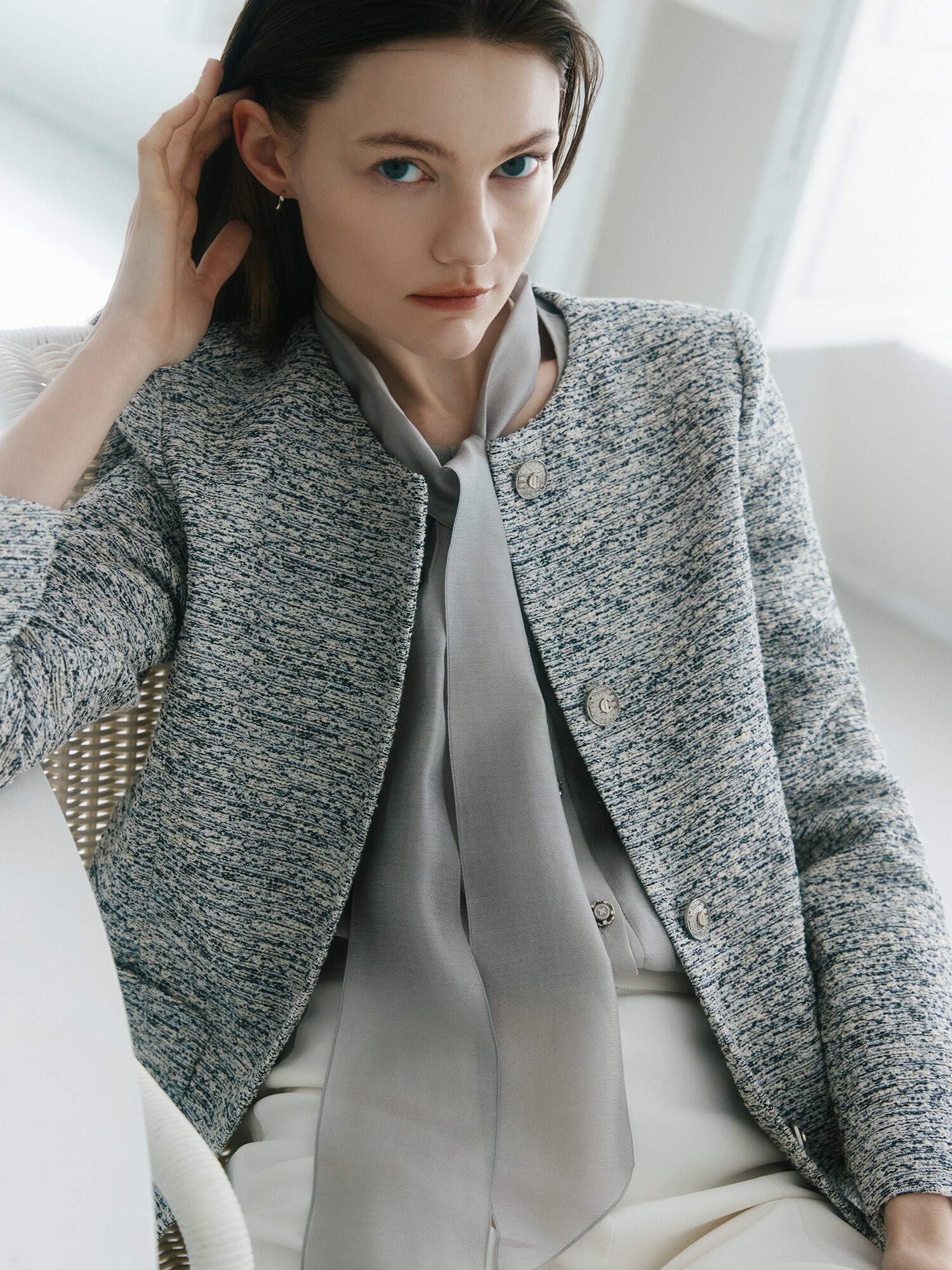 글리터 트위드 라운드넥 롱 재킷 (BLACK)