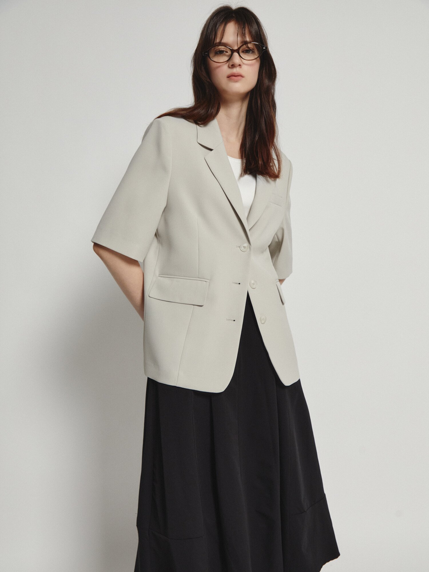 테일러드 하프 슬리브 싱글 재킷 (LIGHT GREY)