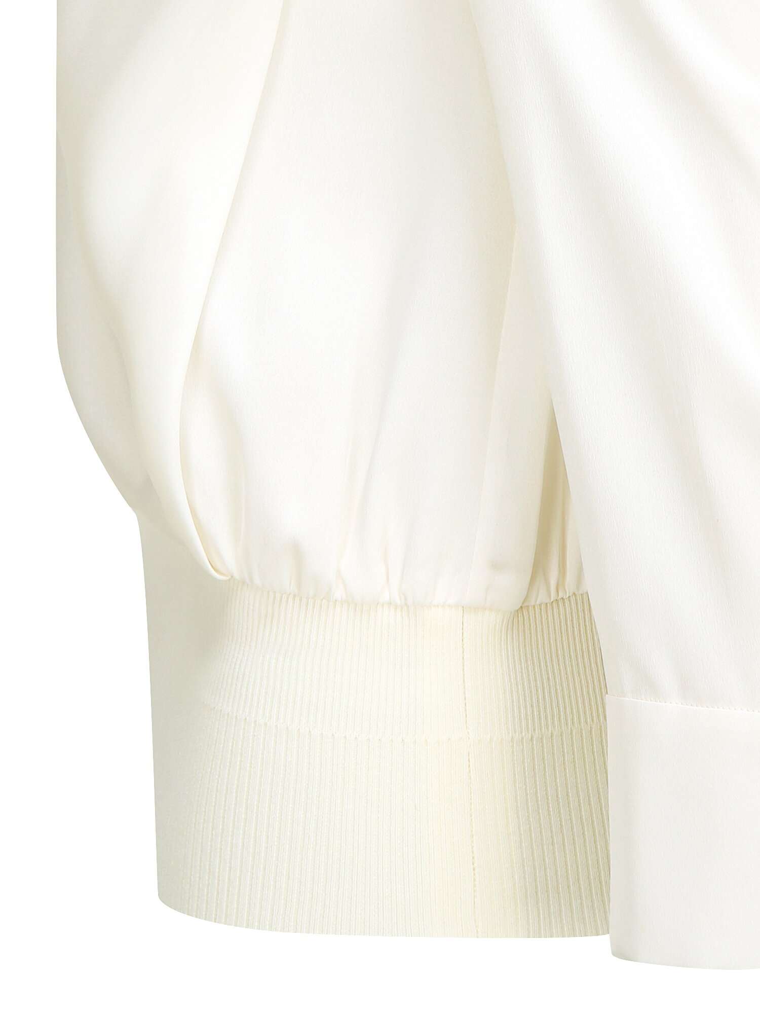 새틴 카울넥 밴딩 블라우스 (IVORY)