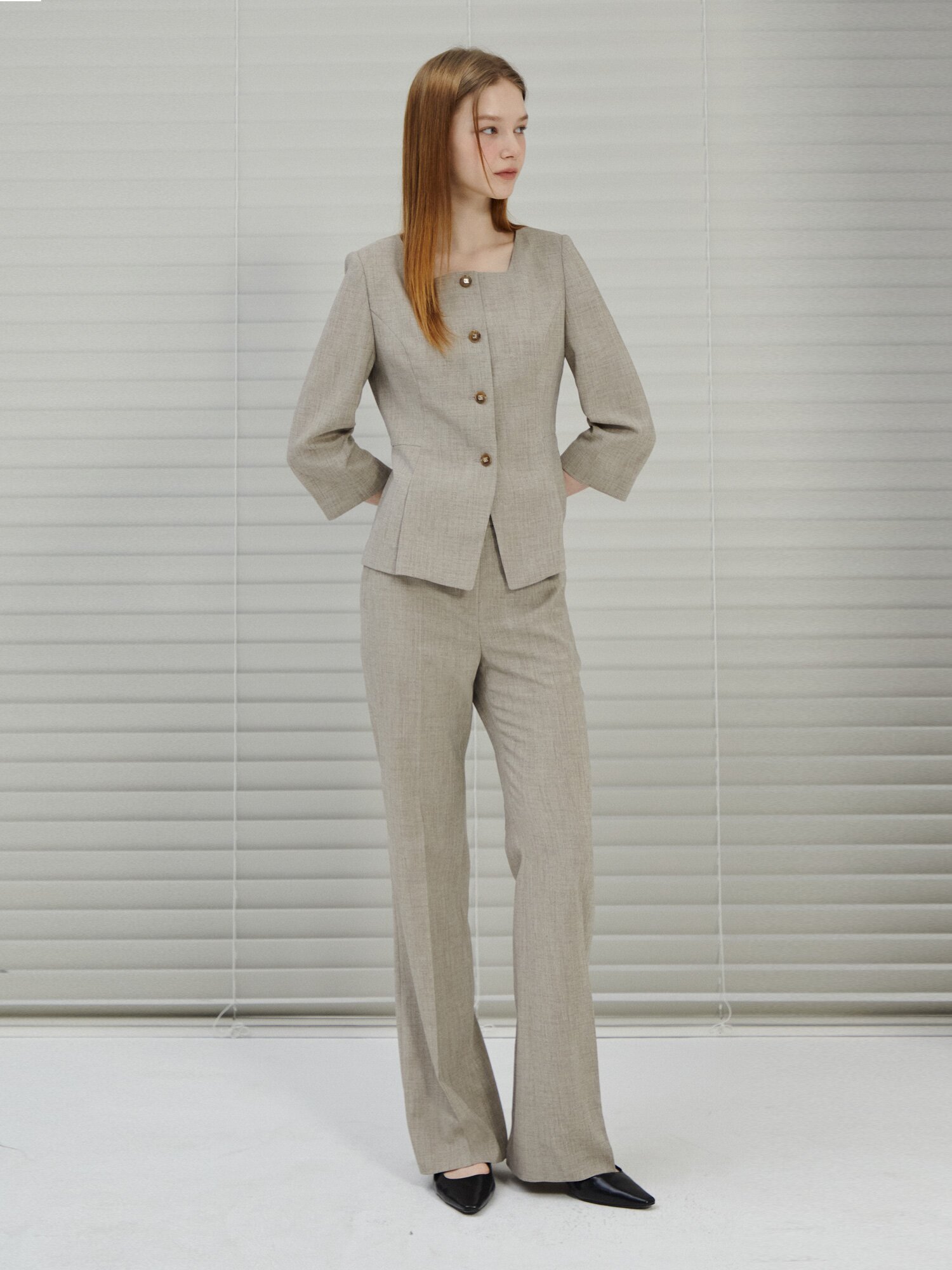 7부 스퀘어넥 페플럼 재킷 (MELANGE BEIGE)