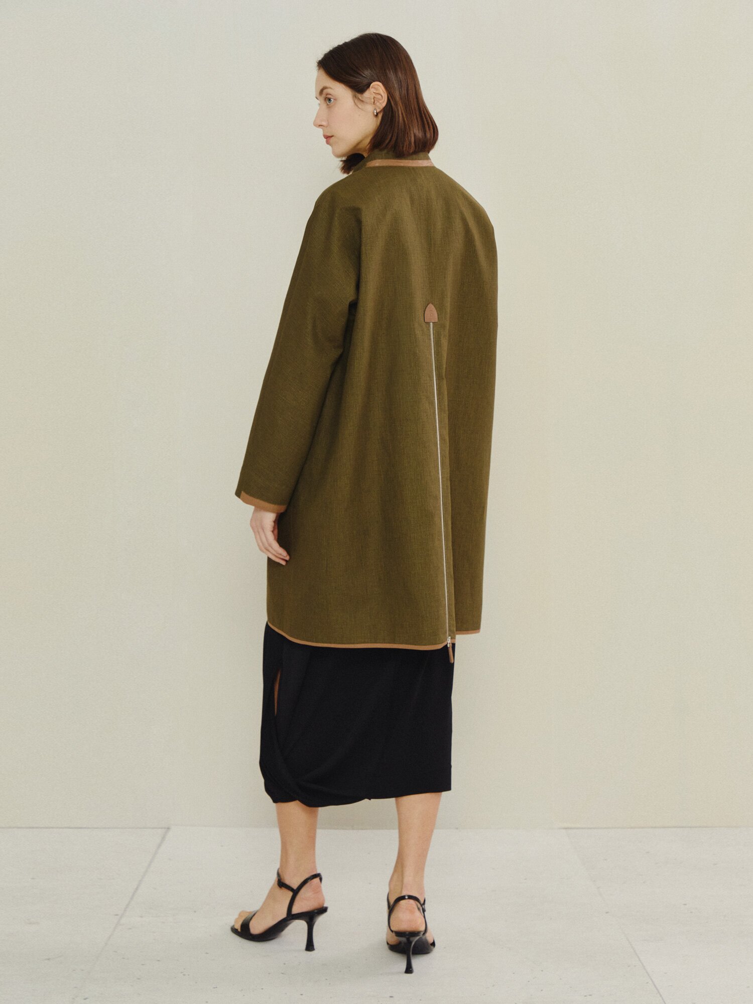 소프트 실루엣 코트 (DARK KHAKI)