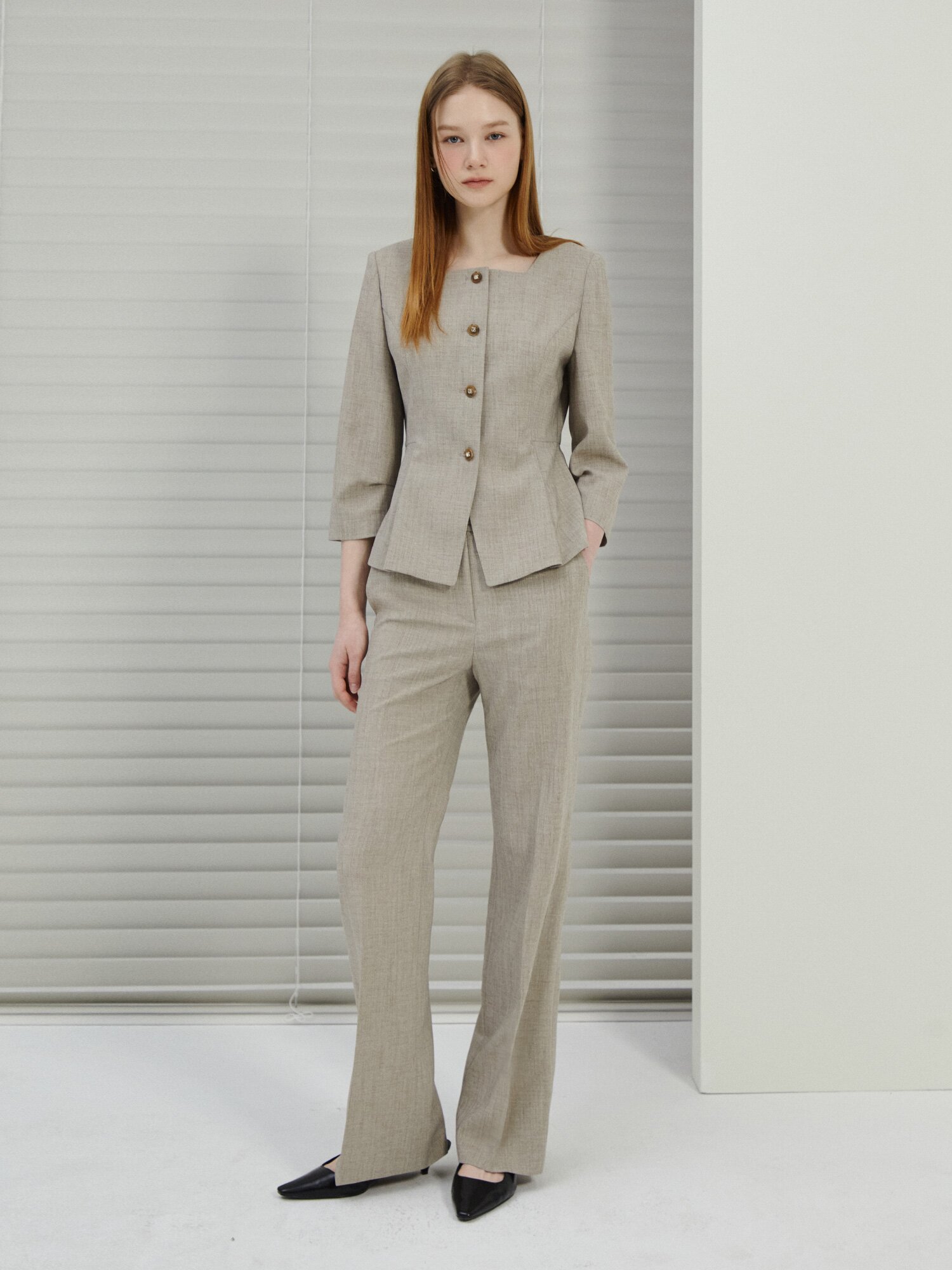 히든 버튼 세미 부츠컷 팬츠  (MELANGE BEIGE)