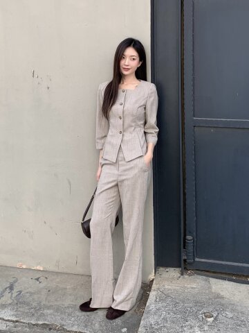 히든 버튼 세미 부츠컷 팬츠 