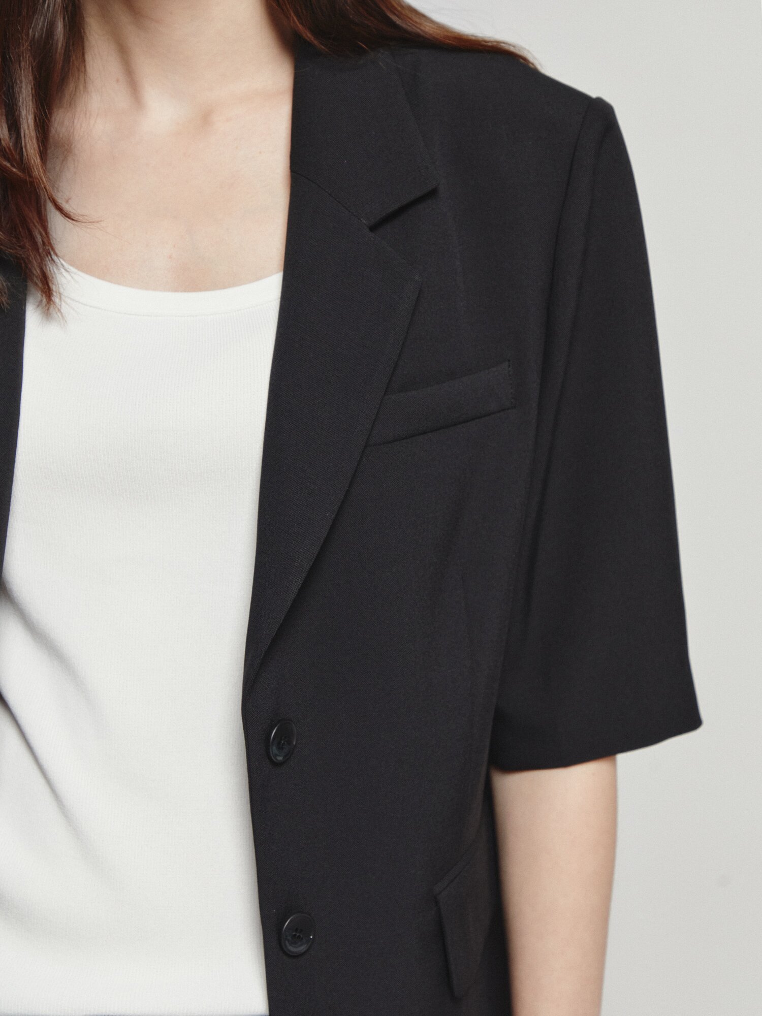 테일러드 하프 슬리브 싱글 재킷 (BLACK)