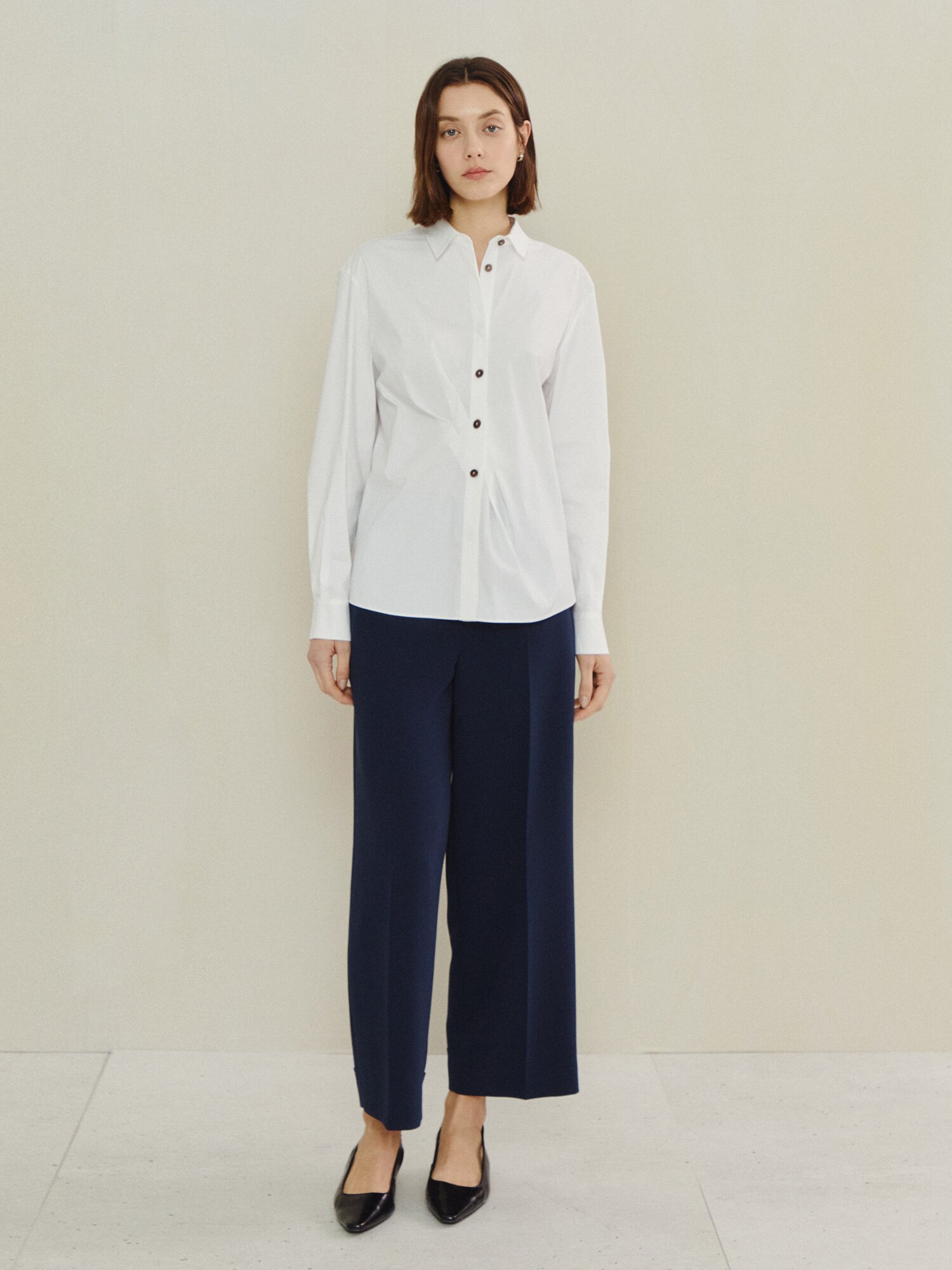데일리 소프트 터치 베이식 블라우스 (WHITE)