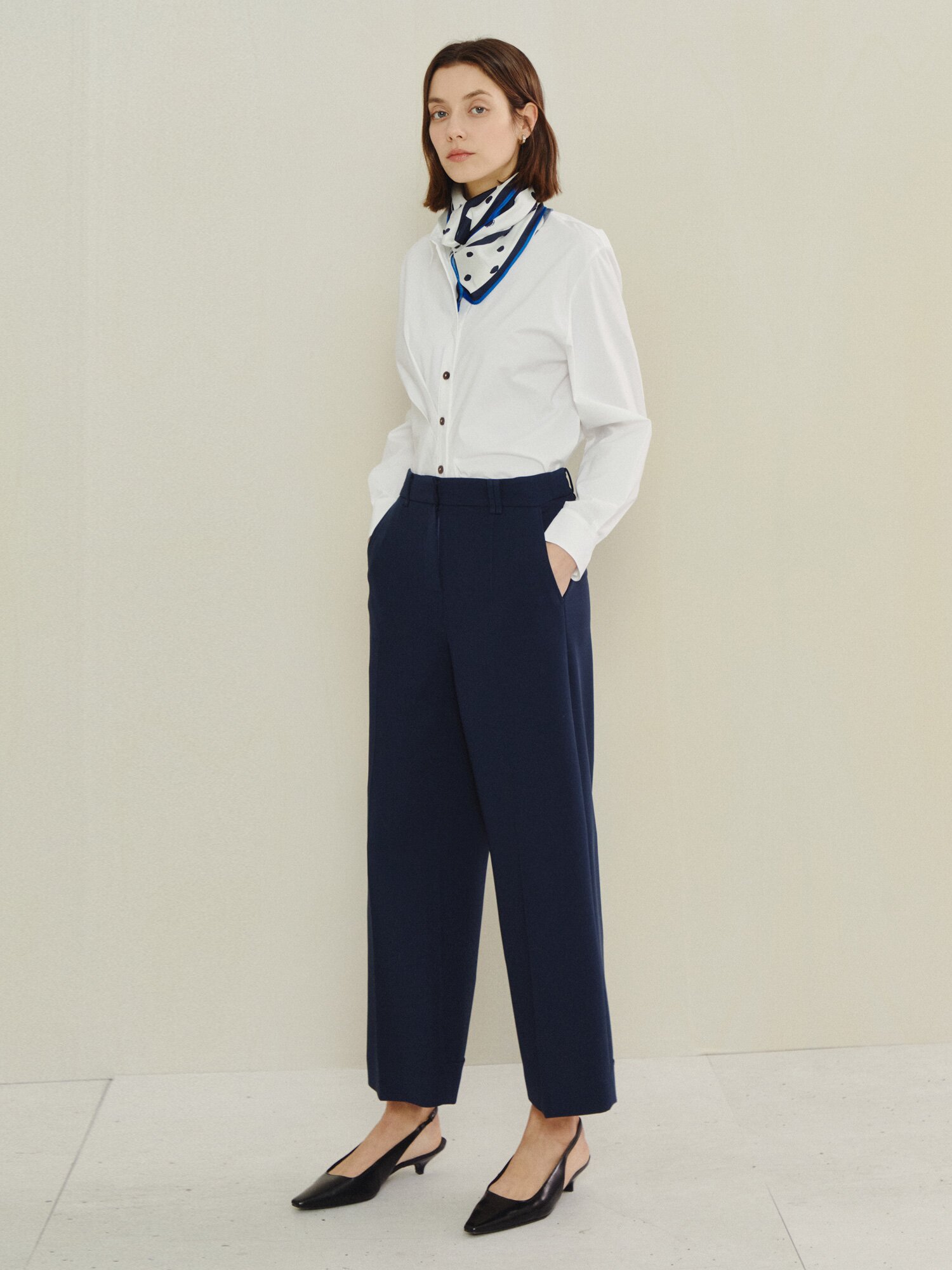 데일리 소프트 터치 베이식 블라우스 (WHITE)
