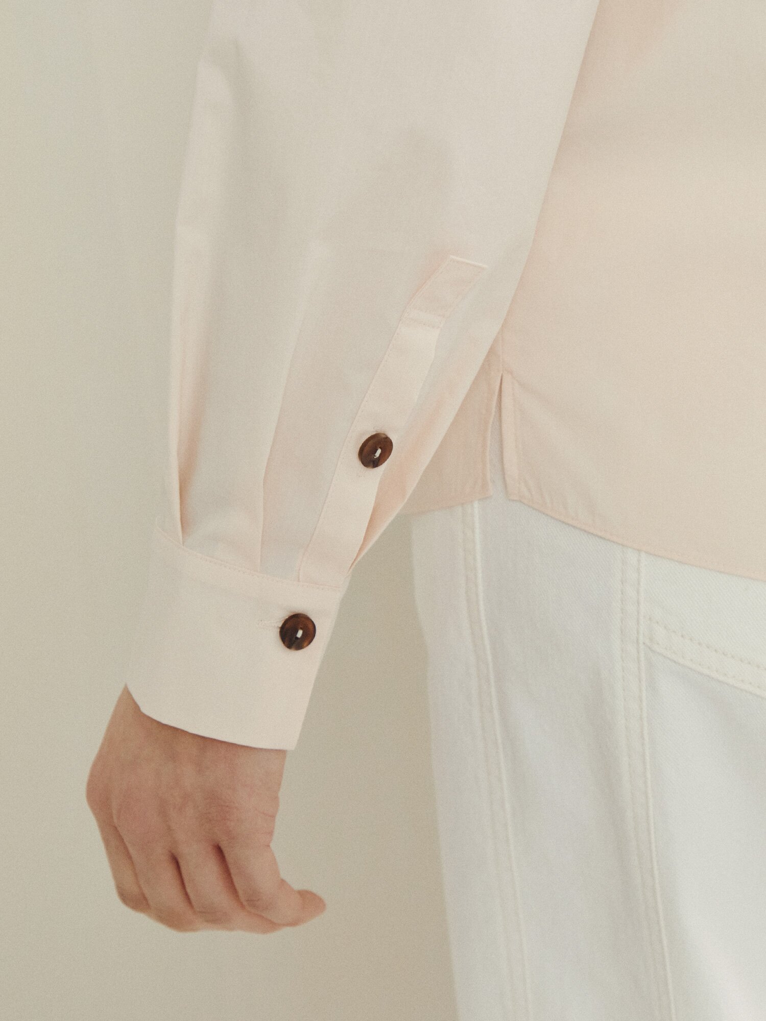 데일리 소프트 터치 베이식 블라우스 (SALMON)