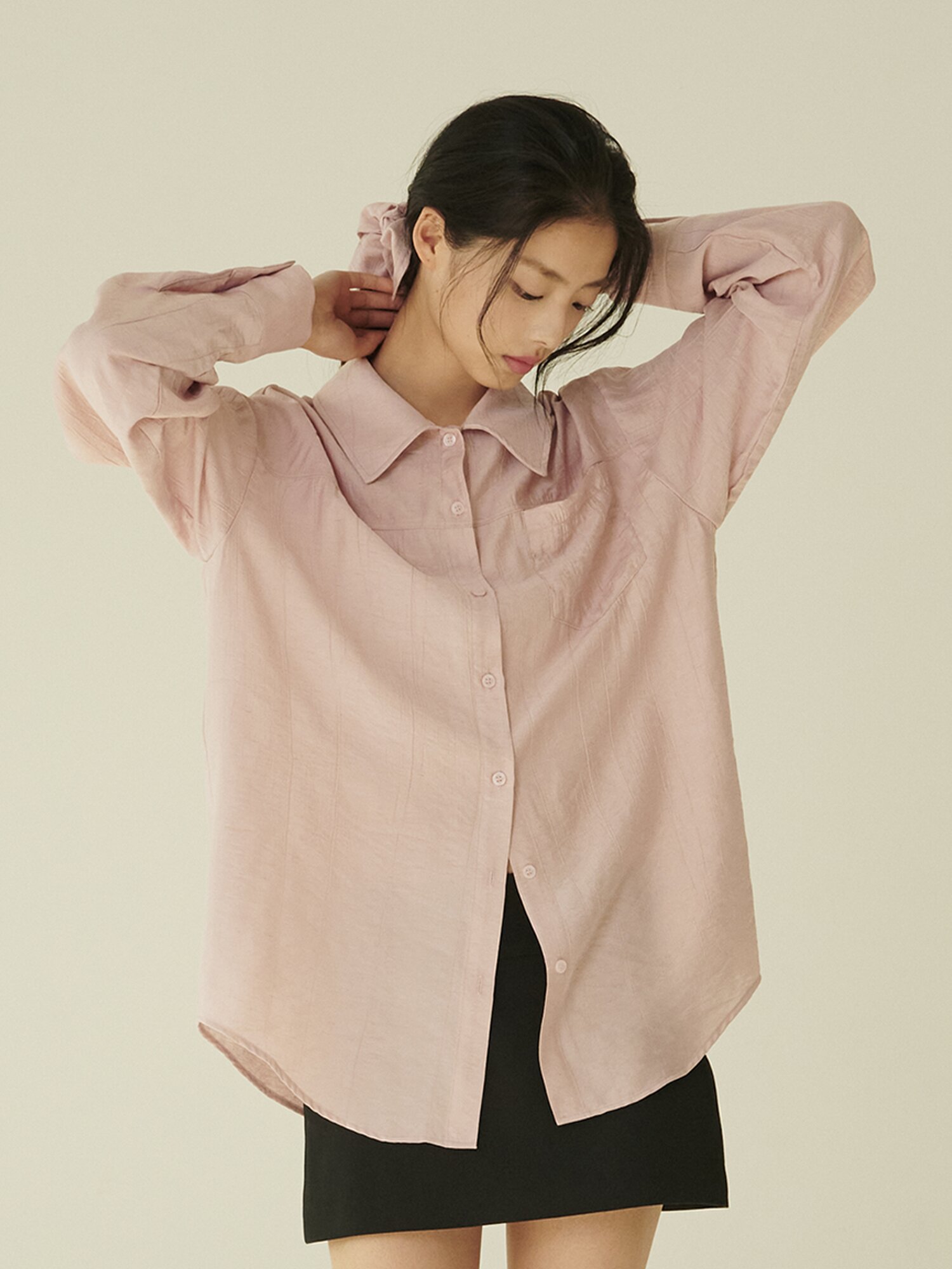 루즈핏 린넨 셔츠 + 스크런치 SET - 핑크/ Loose Fit Linen Shirt + Scrunchie Set - Pink