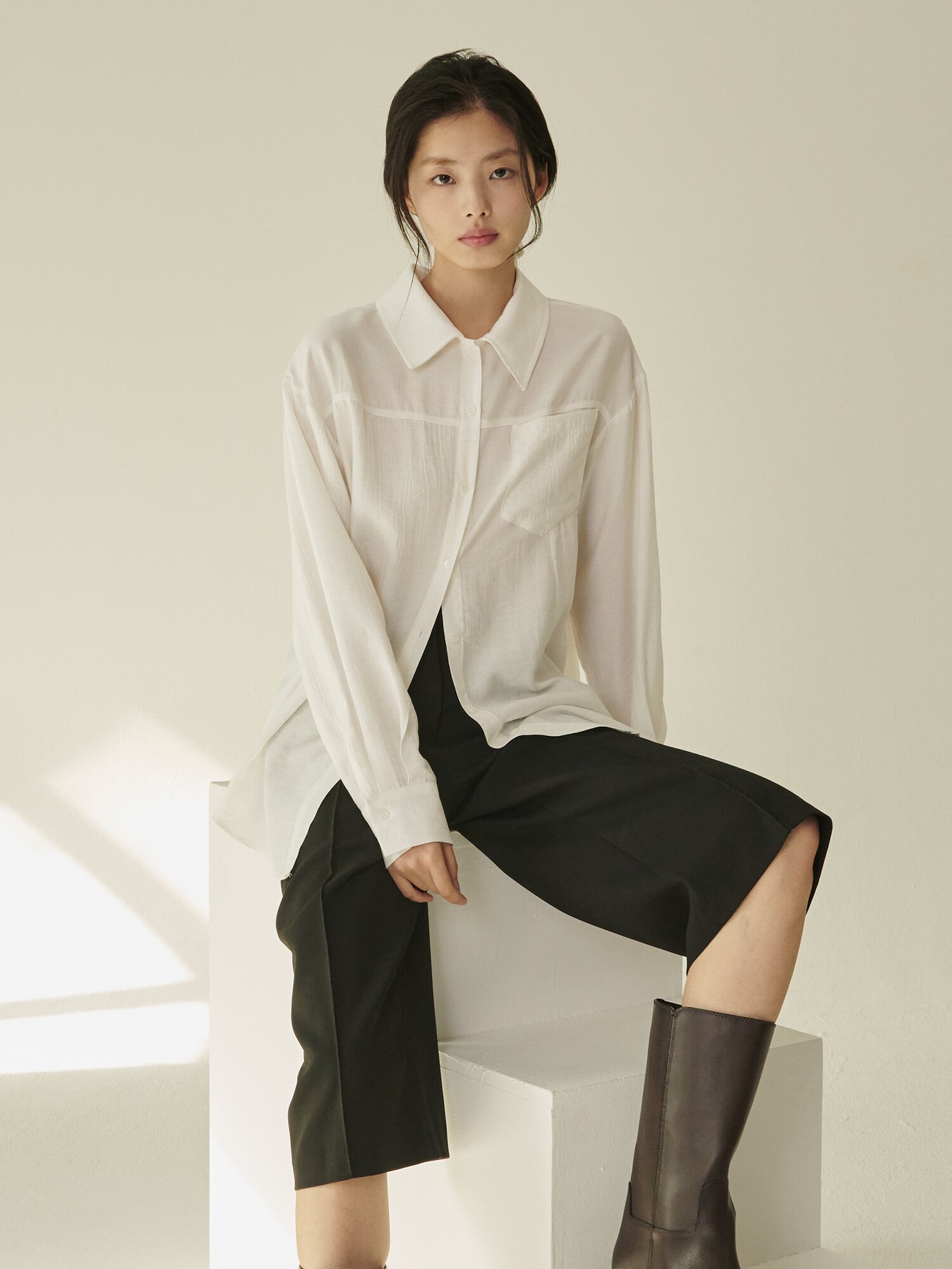 루즈핏 린넨 셔츠 + 스크런치 SET - 아이보리/ Loose Fit Linen Shirt + Scrunchie Set - Ivory