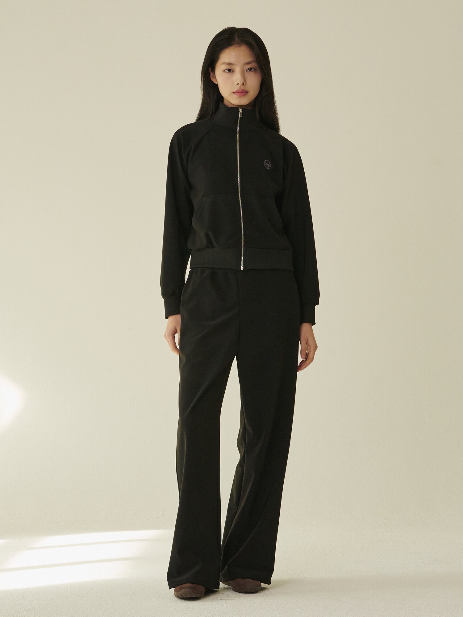 스트레치 져지 집업 셋업 - 블랙/ Stretch Jersey Zip‑Up Set - Black