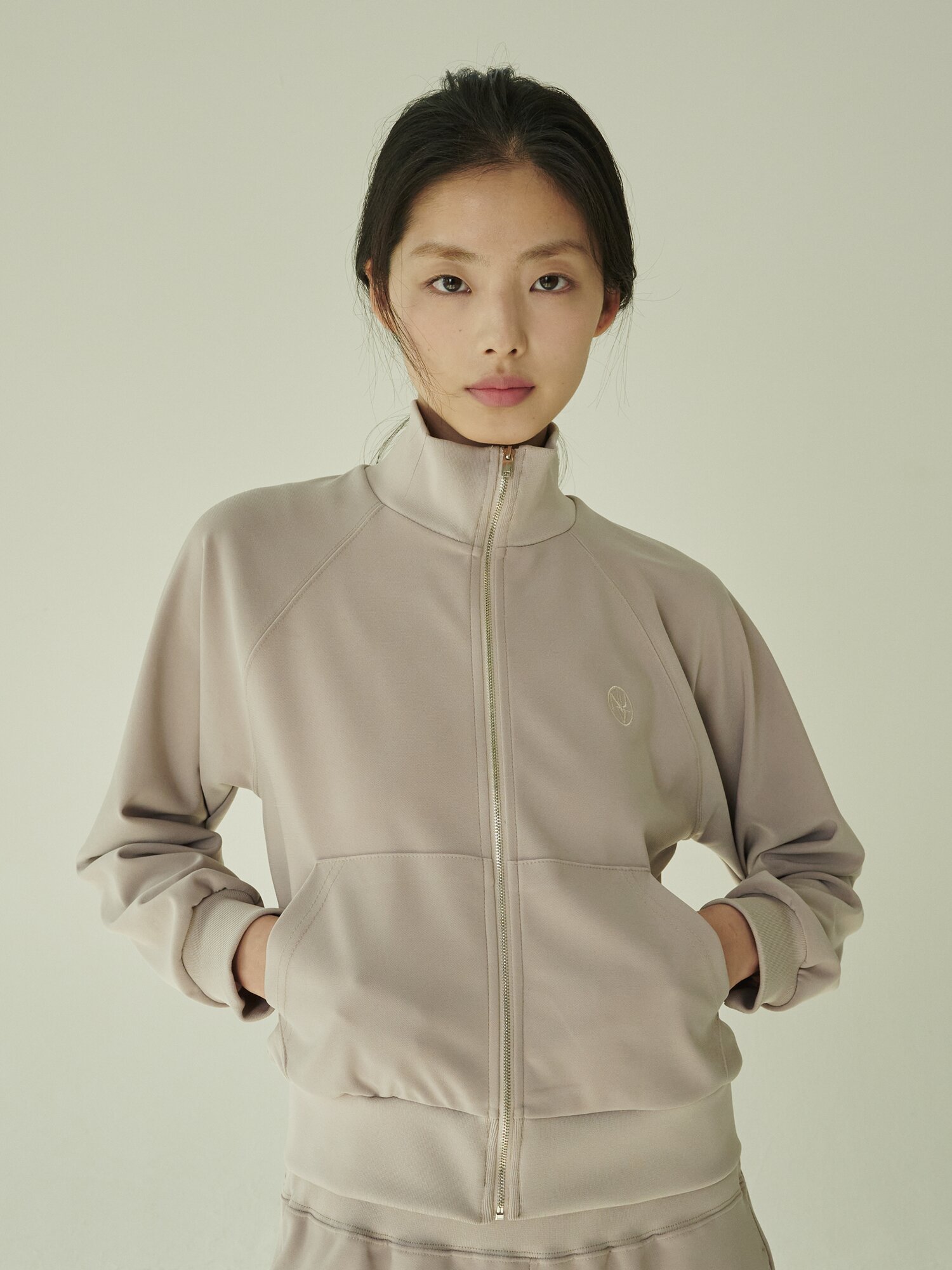 스트레치 져지 집업 셋업 - 베이지/ Stretch Jersey Zip‑Up Set - Beige