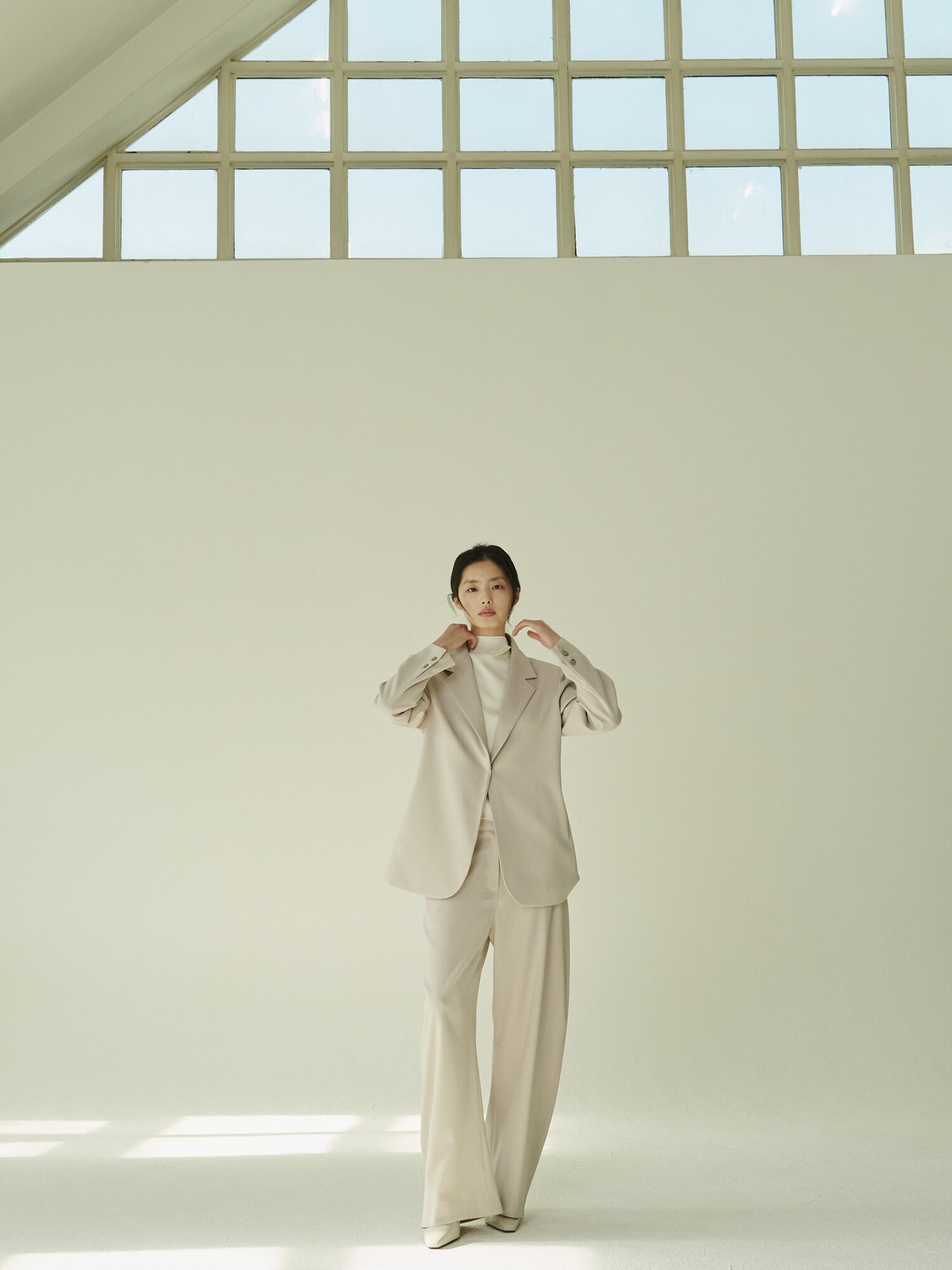 테일러드 오버핏 자켓 셋업 - 애쉬 베이지/ Tailored Over Fit Jacket Set - A.Beige
