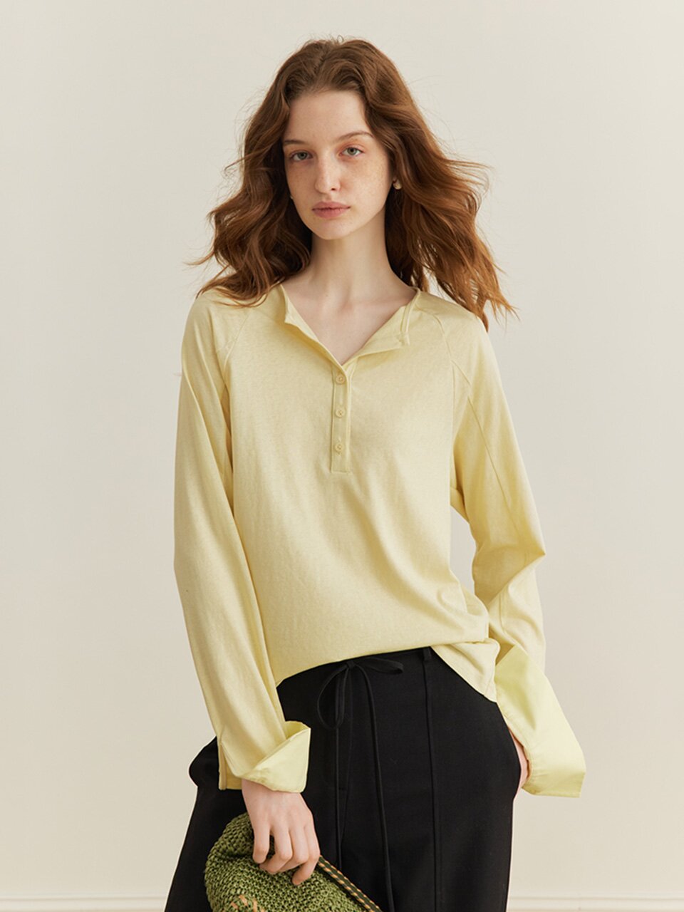 YY_Half-open collar top