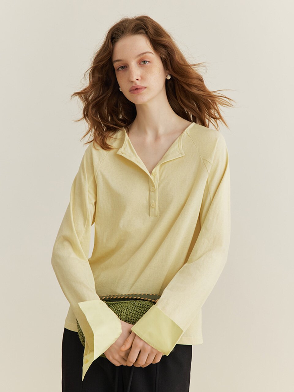YY_Half-open collar top