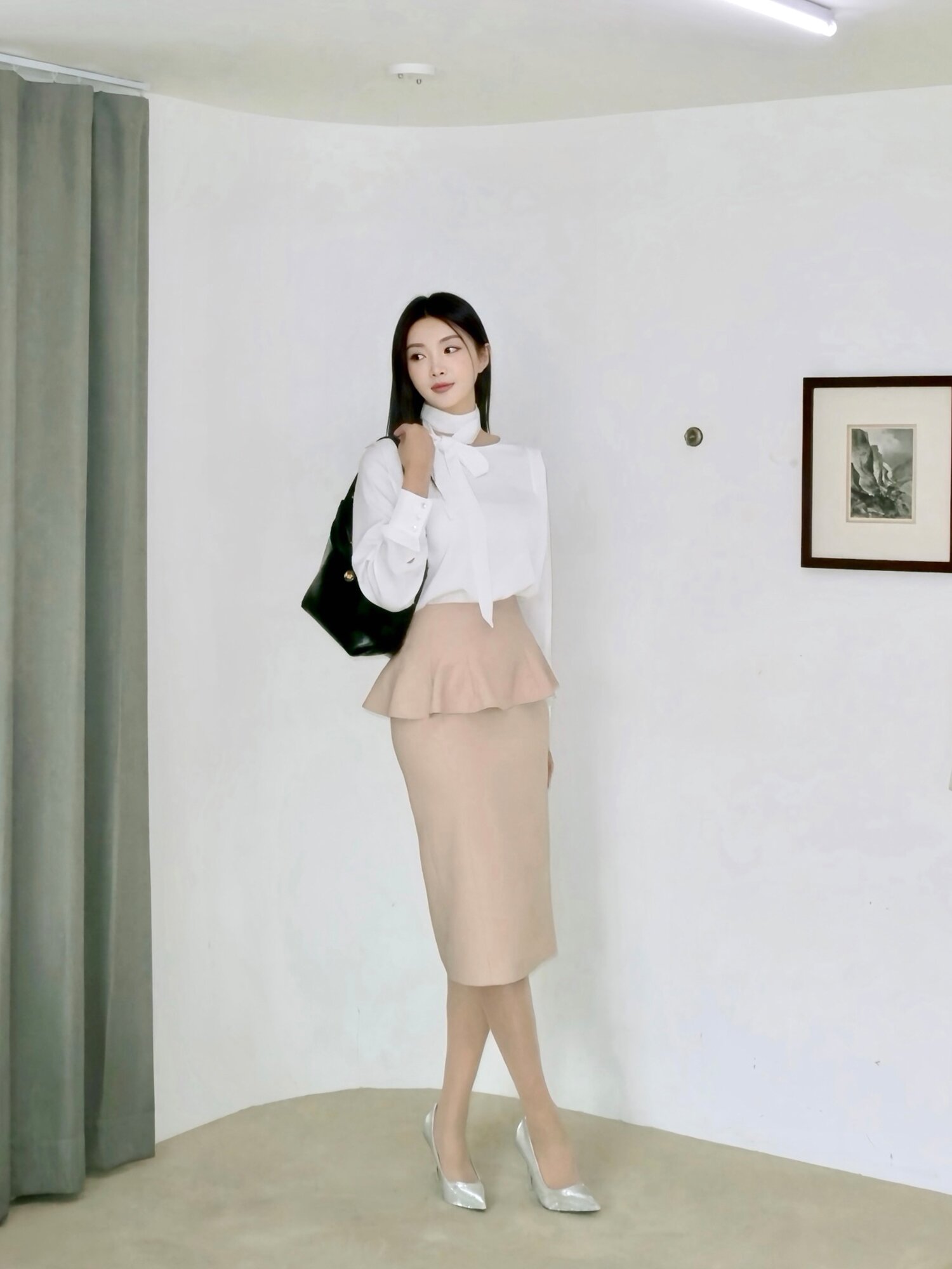 펜슬 스커트 +레이어드 세트 (BEIGE)