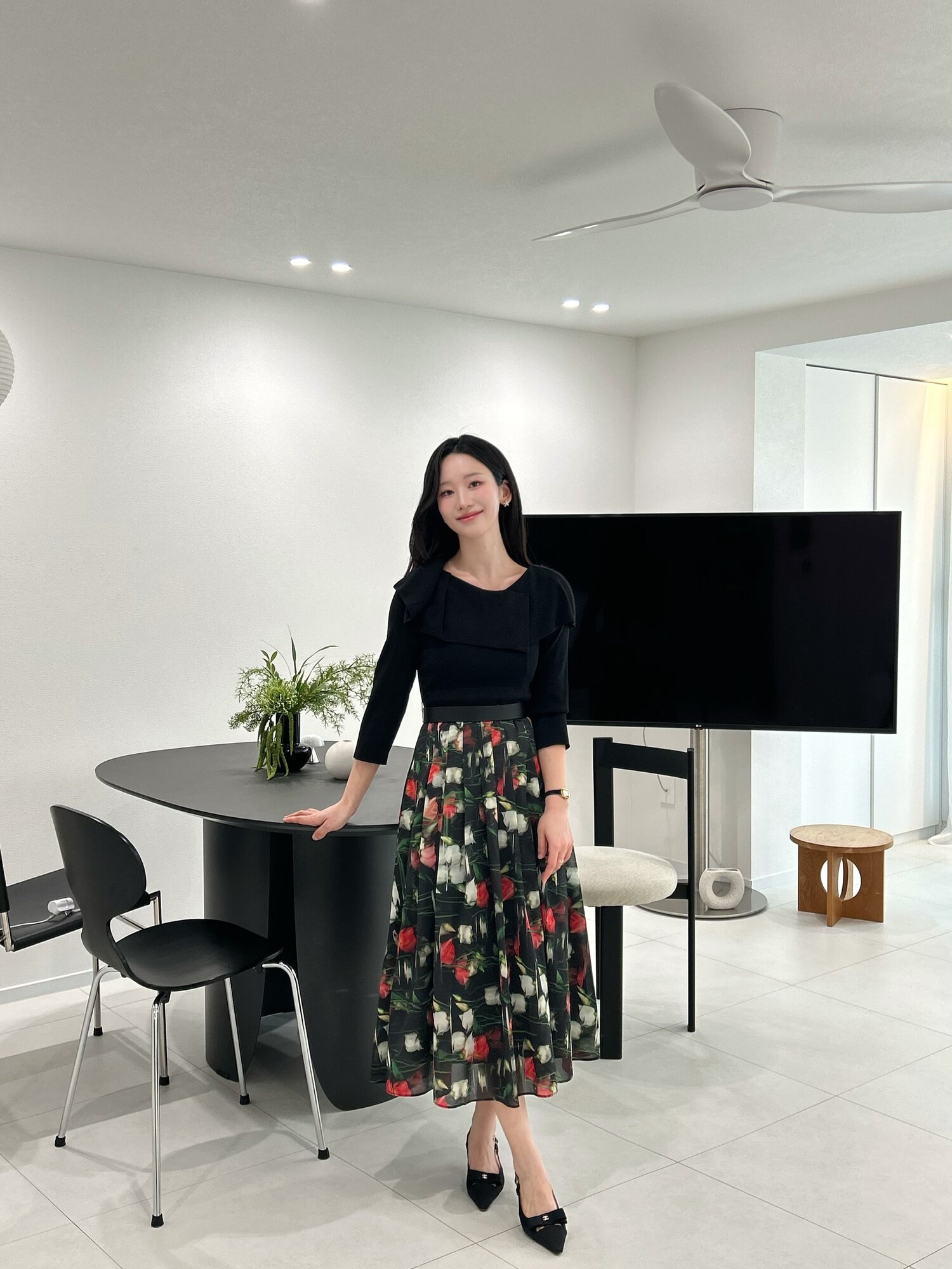 배색 케이프 칼라 니트 원피스 (PRINT BLACK)