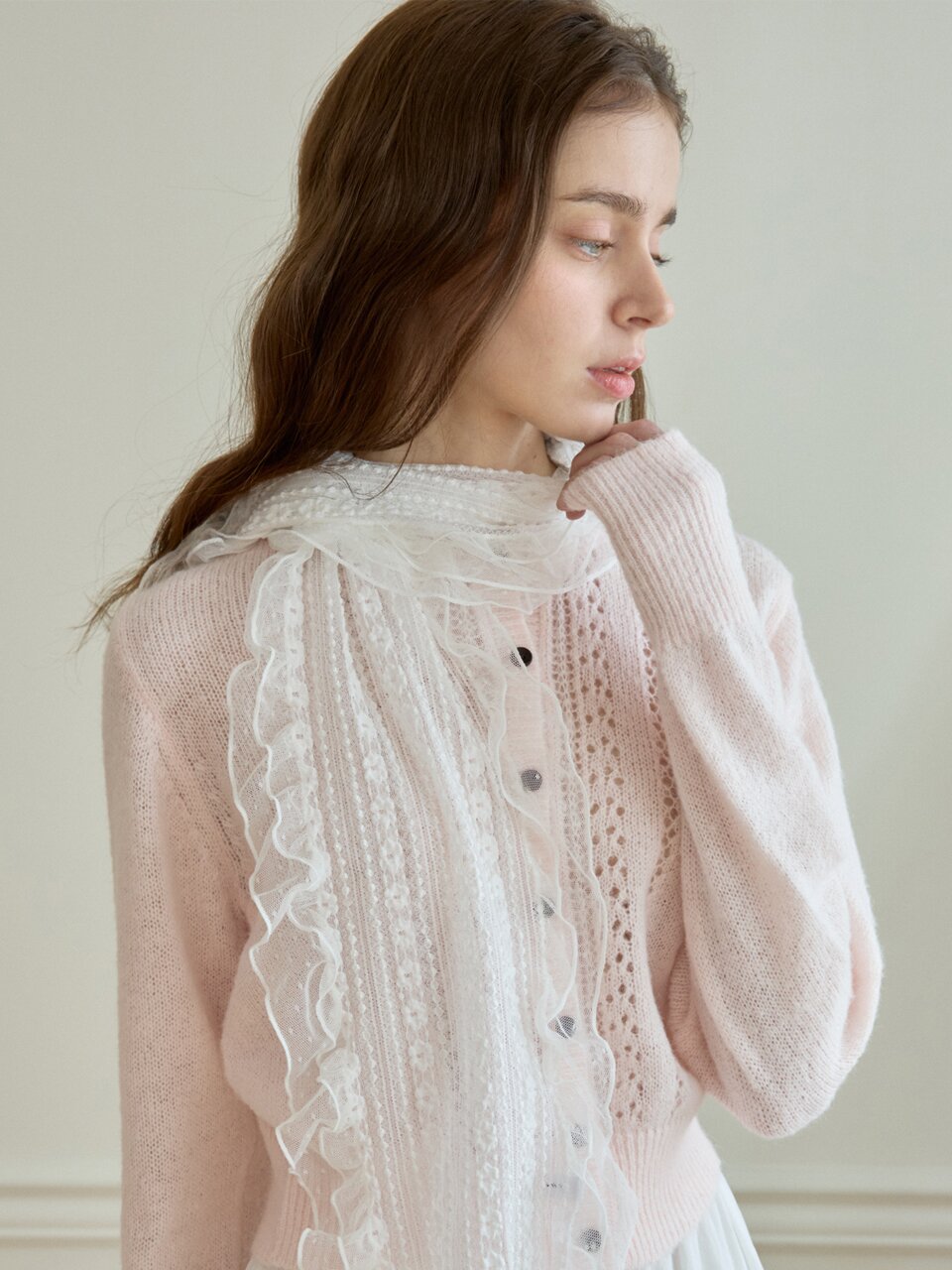 TENDER DOT LACE MUFFLER_WHITE