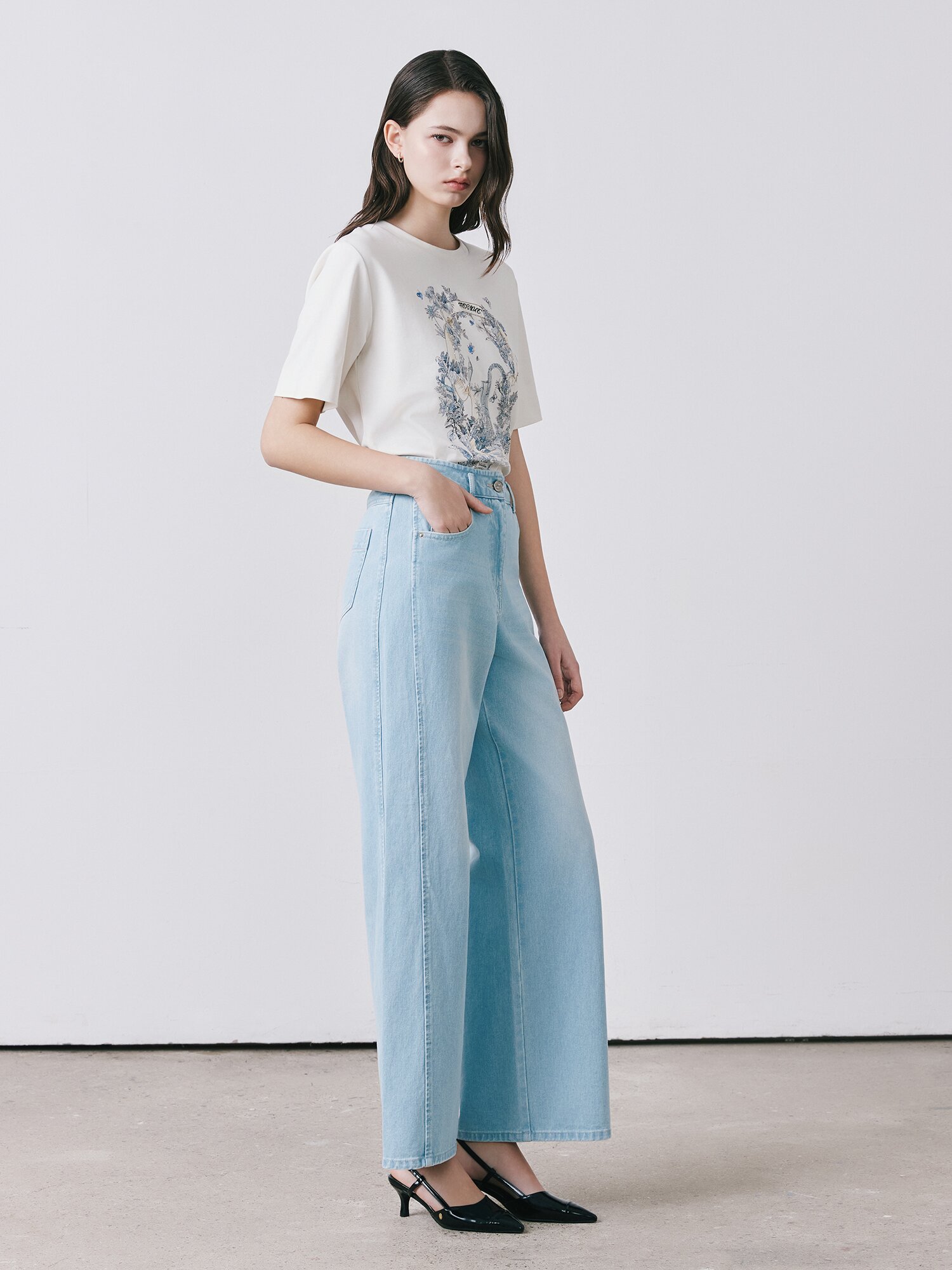 절개 포인트 와이드 데님 팬츠 (LIGHT BLUE)