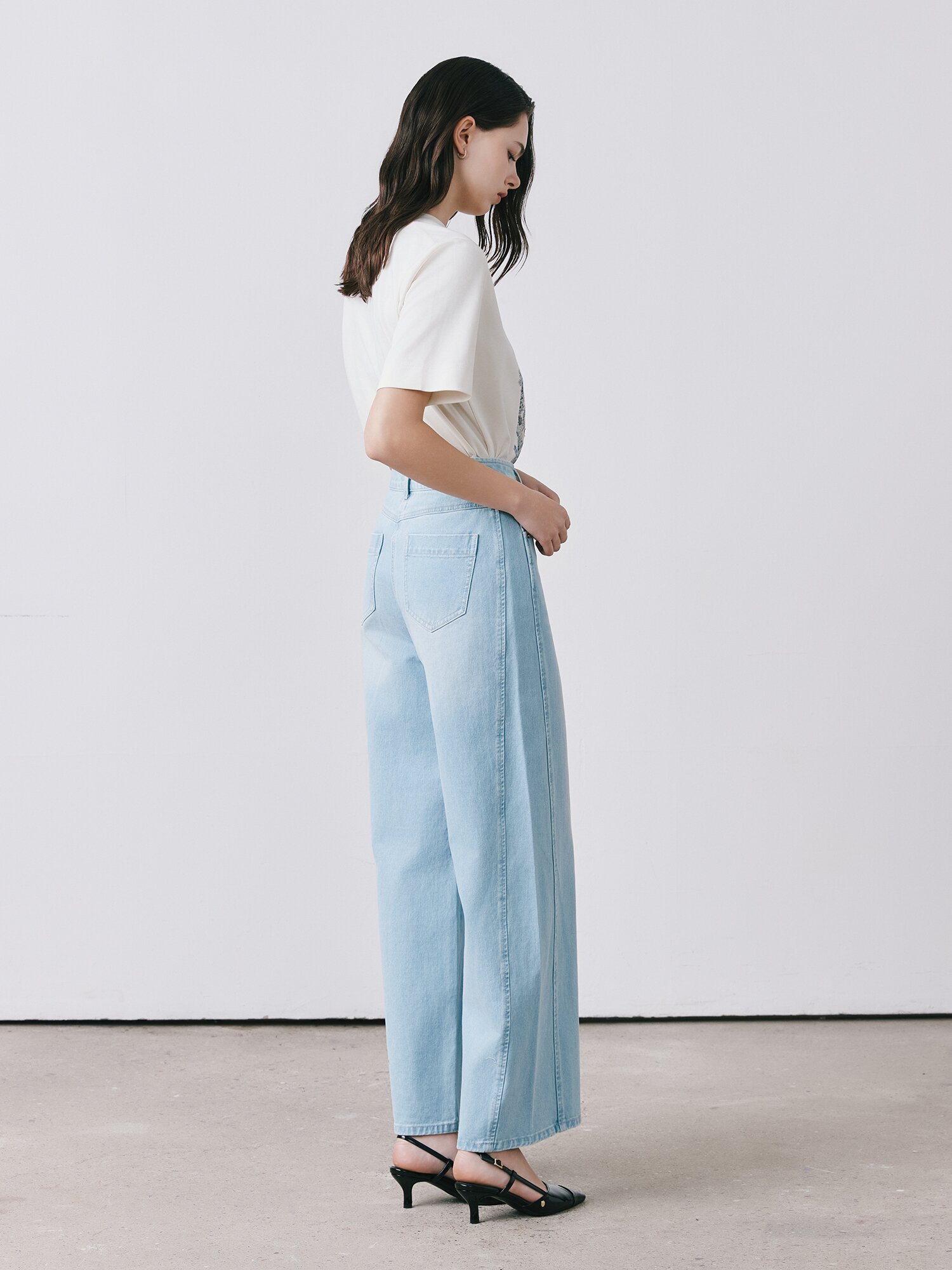 절개 포인트 와이드 데님 팬츠 (LIGHT BLUE)
