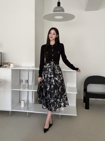 플로럴 배색 플레어 니트 원피스 