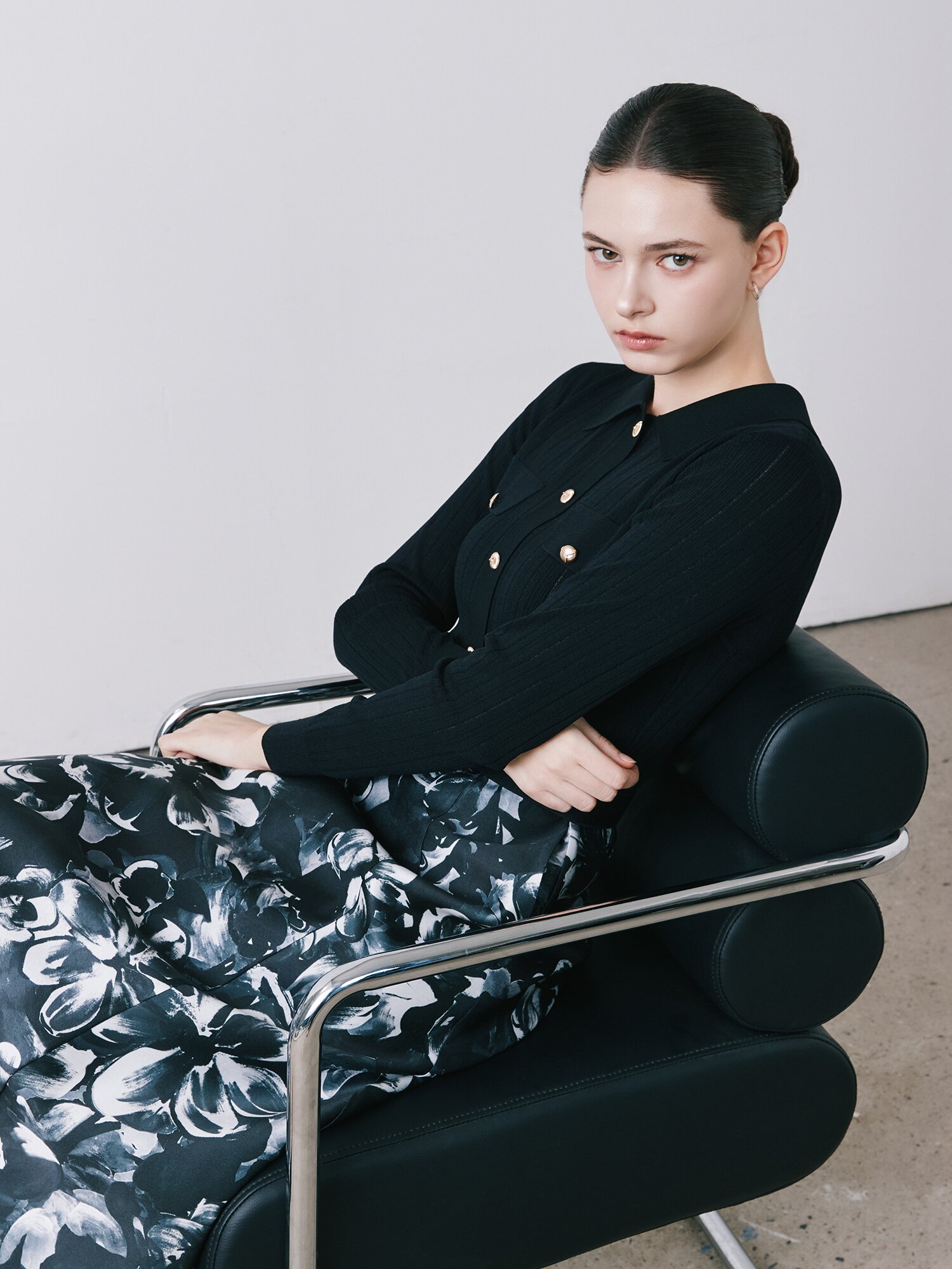 플로럴 배색 플레어 니트 원피스 (BLACK)