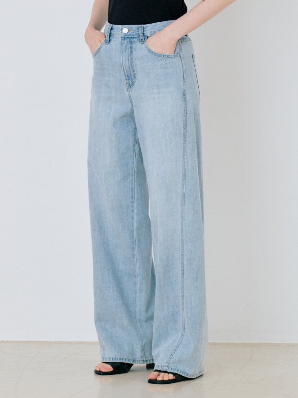 [M 06/25일 예약배송]Shape Curved Denim pants - Light Blue