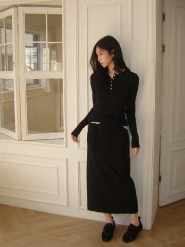 Classic Strap Slit Long Skirt - Black