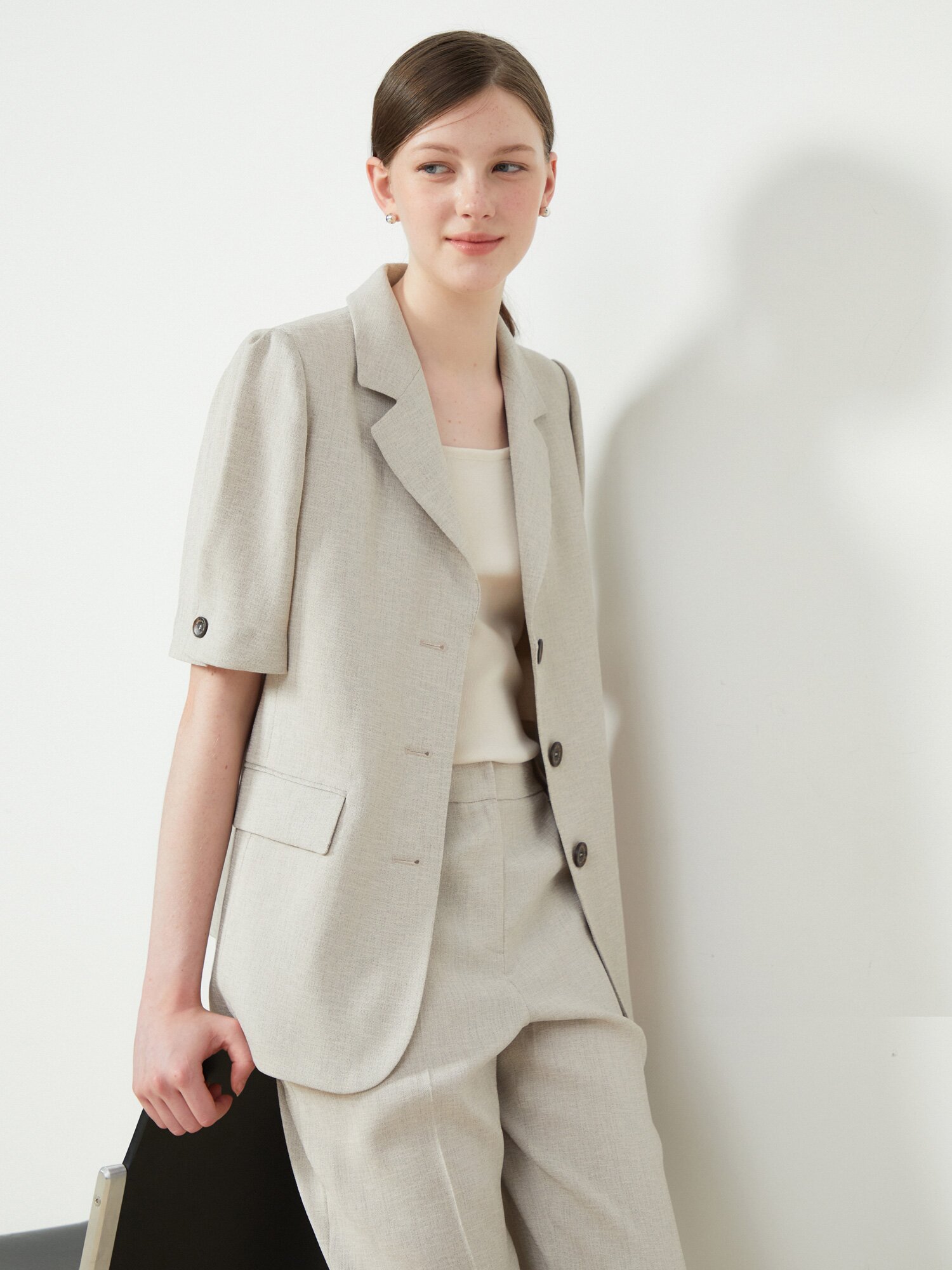 벨티드 하프 슬리브 싱글 재킷 (MELANGE BEIGE)